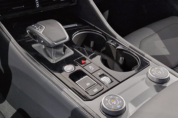 Volkswagen Touareg 16 of 19