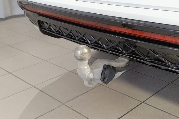 Volkswagen Touareg 5 of 19