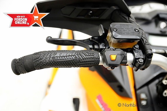 Ski-Doo Summit X 850 165" *Elstart 7 of 9