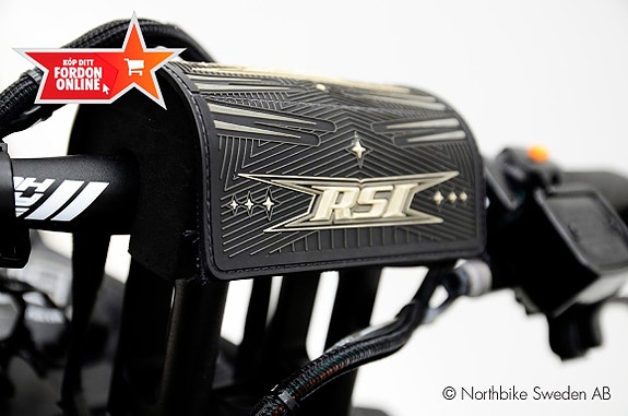 Ski-Doo Summit X 850 154" *Öhlins 8 of 14