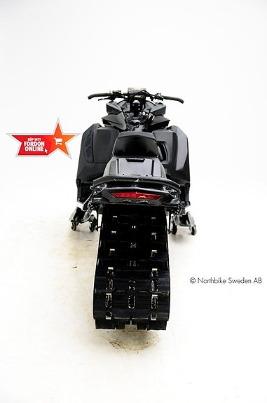 Ski-Doo Summit X 850 154" *Öhlins 4 of 14
