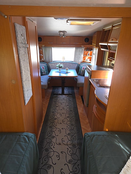 Adria Unica C 563 UL 4 of 7