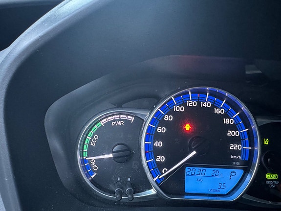 Toyota Yaris 16 of 22