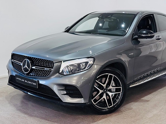 Mercedes-Benz AMG GT Black Series 2 of 5