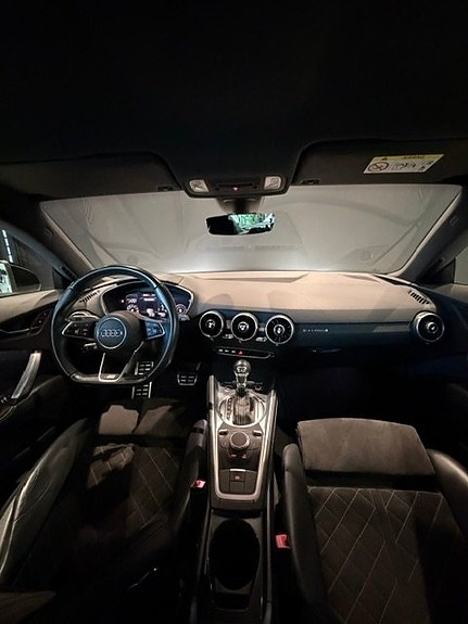 Audi TT 17 of 17