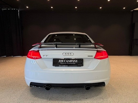 Audi TT 7 of 17