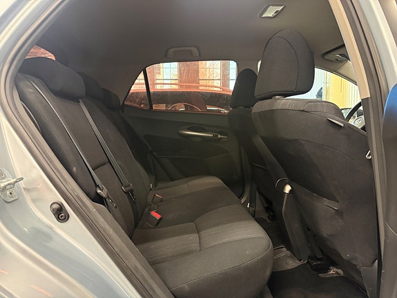 Toyota Auris 8 of 10