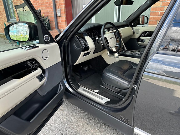 Land Rover Range Rover 10 of 27