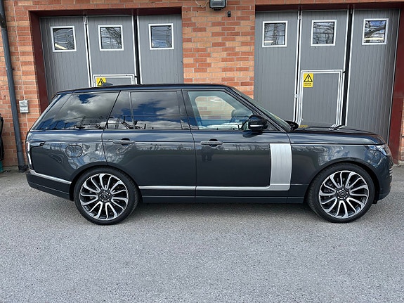 Land Rover Range Rover 5 of 5