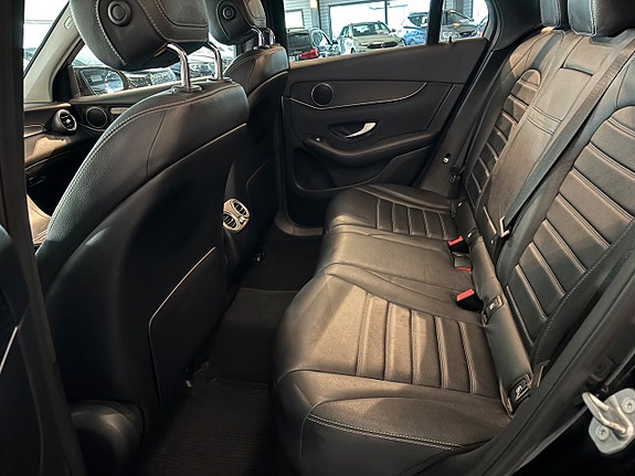 Mercedes-Benz GLC220 d 14 of 15