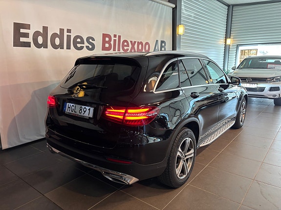 Mercedes-Benz GLC220 d 4 of 5