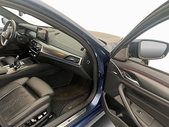 BMW 545e 30 of 30