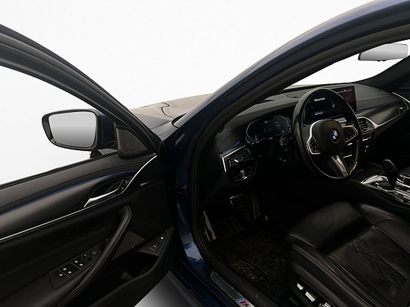 BMW 545e 10 of 30