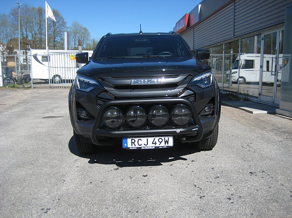 Isuzu D-max 4 of 5