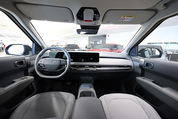 Kia EV3 12 of 19
