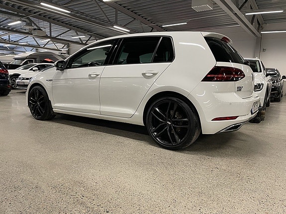 Volkswagen Golf I 3 of 5