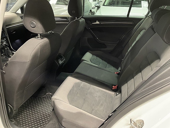 Volkswagen Golf I 5 of 5