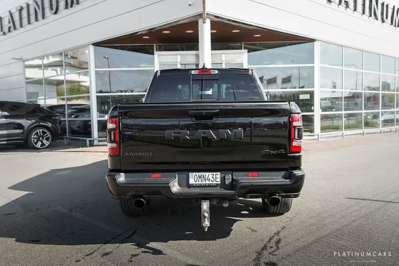 Dodge RAM 1500 4 of 5