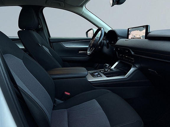 Mazda CX-60 10 of 23