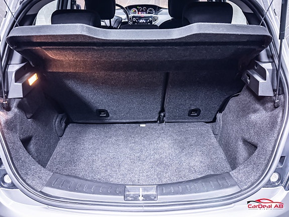 Lancia Ypsilon 17 of 28