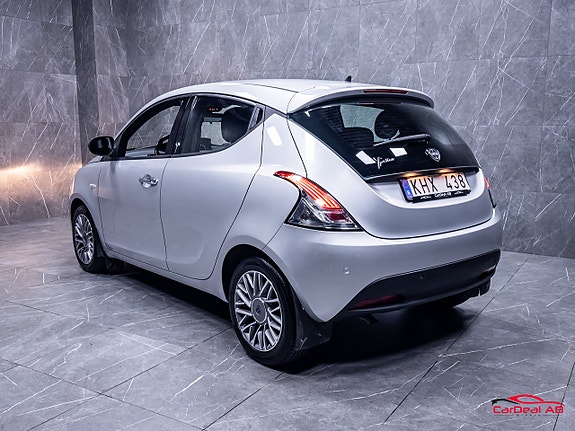 Lancia Ypsilon 5 of 28