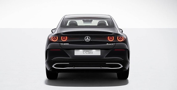 Mercedes-Benz C400 5 of 5