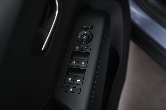 Hyundai Kona 5 of 5