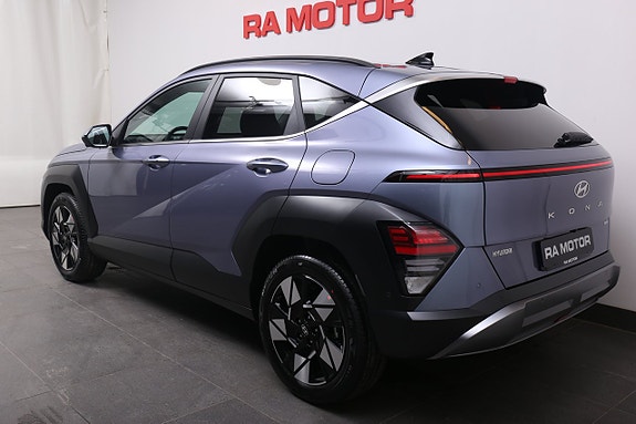 Hyundai Kona 3 of 5