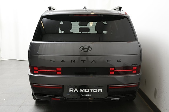 Hyundai Santa Fe 4 of 5