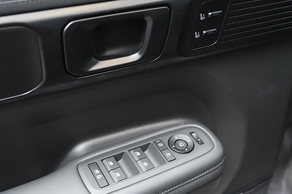 Hyundai Santa Fe 14 of 26