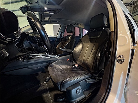 Audi A4 8 of 27