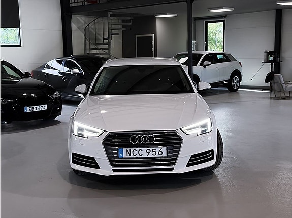 Audi A4 3 of 5