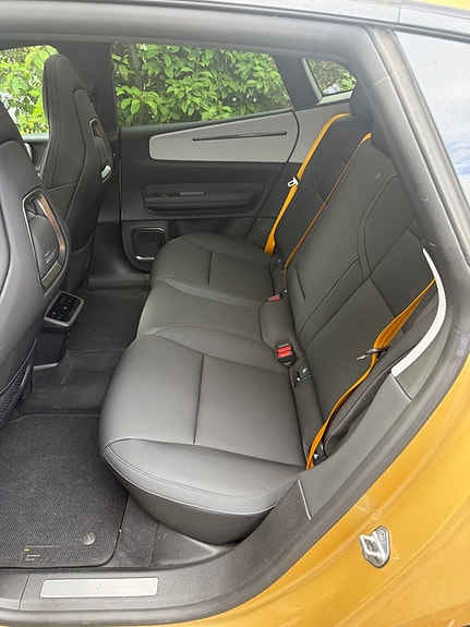 Polestar 4 9 of 9