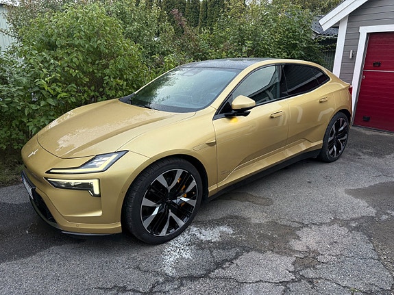 Polestar 4 10 of 11