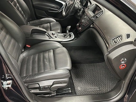 Opel Insignia 11 of 18