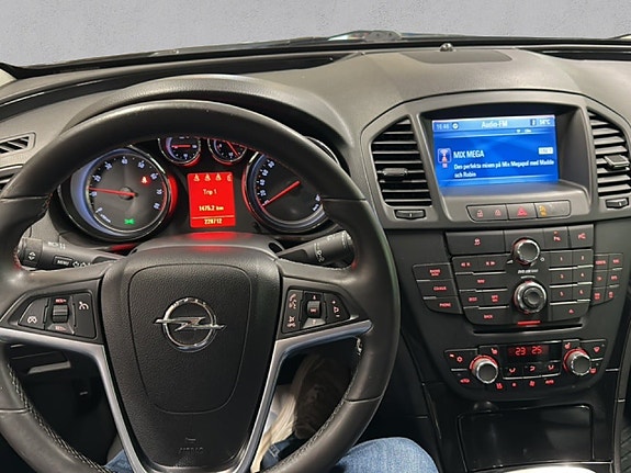 Opel Insignia 12 of 18