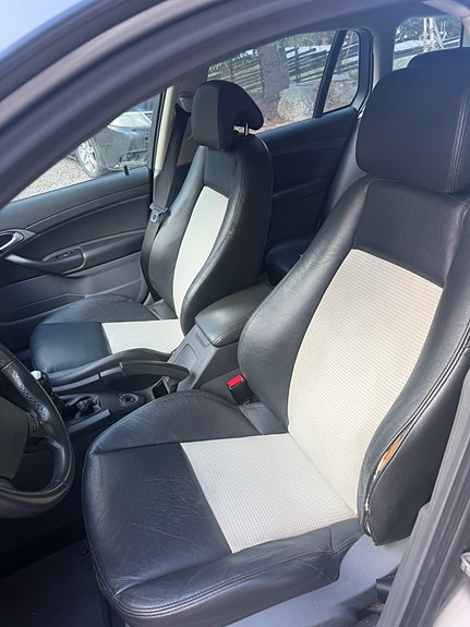 Saab 9-3 7 of 13