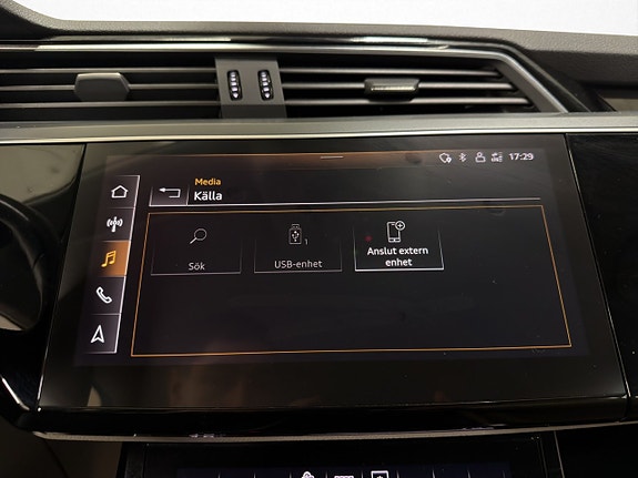 Audi e-tron 22 of 30