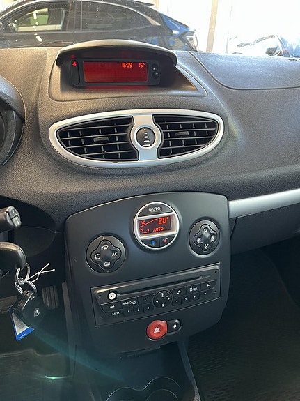 Renault Clio 6 of 6