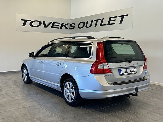 Volvo V70 4 of 5