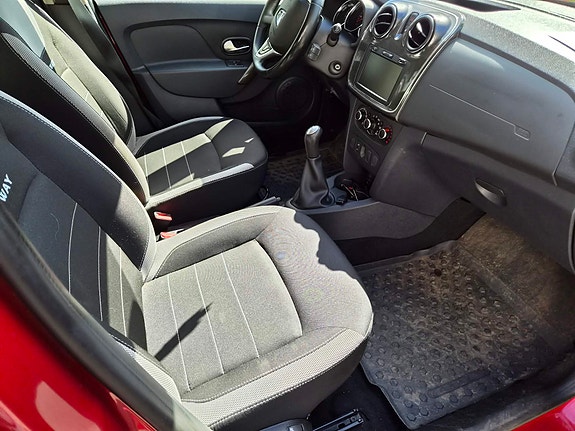 Dacia Sandero Stepway 3 of 5