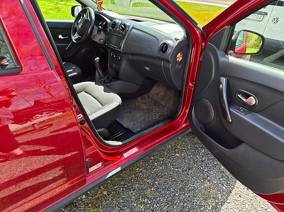 Dacia Sandero Stepway 4 of 5