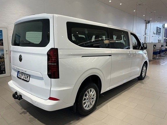 Volkswagen Caravelle 3 of 5