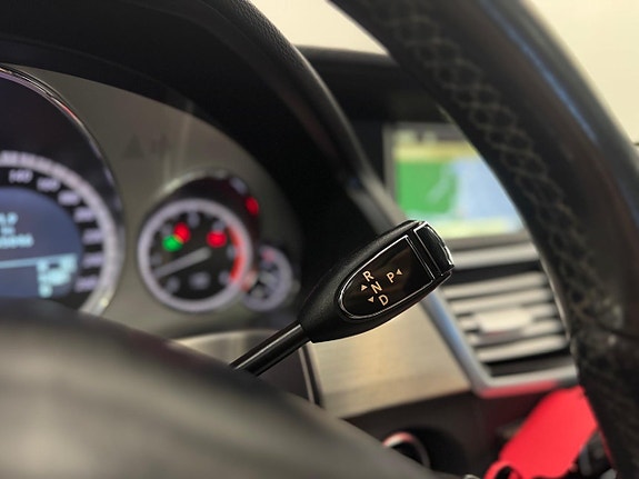 Mercedes-Benz E350 18 of 27