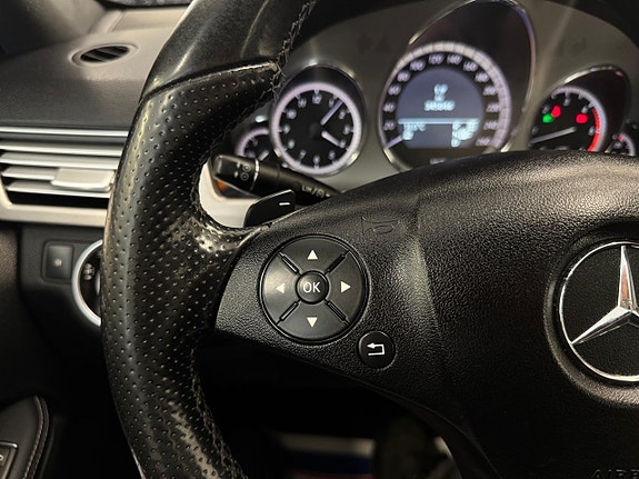 Mercedes-Benz E350 13 of 27