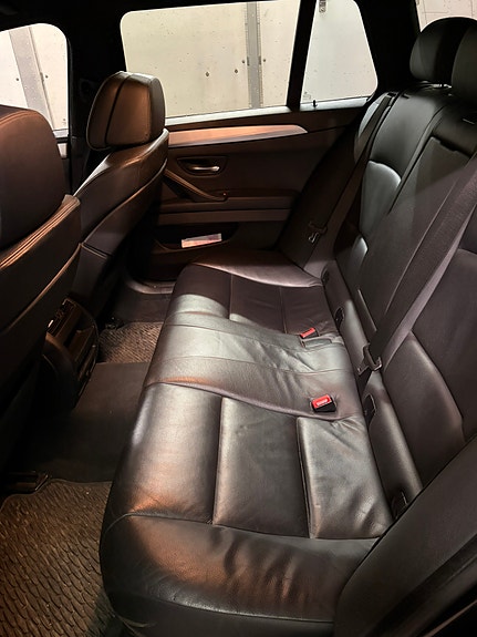 BMW 525d 8 of 16