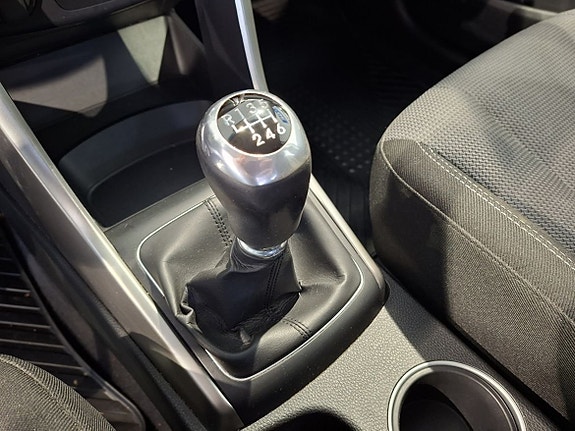 Hyundai i30 14 of 17