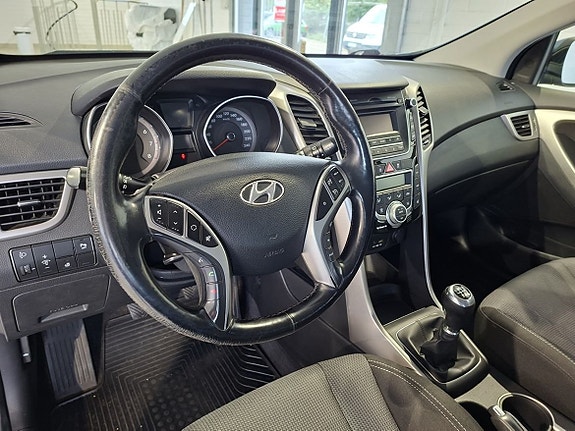 Hyundai i30 6 of 17