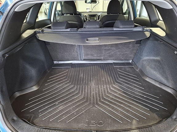 Hyundai i30 12 of 17
