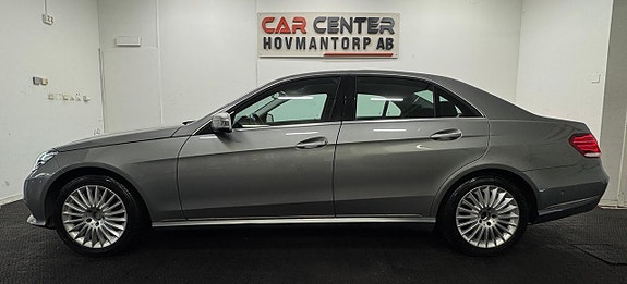 Mercedes-Benz E350 2 of 23
